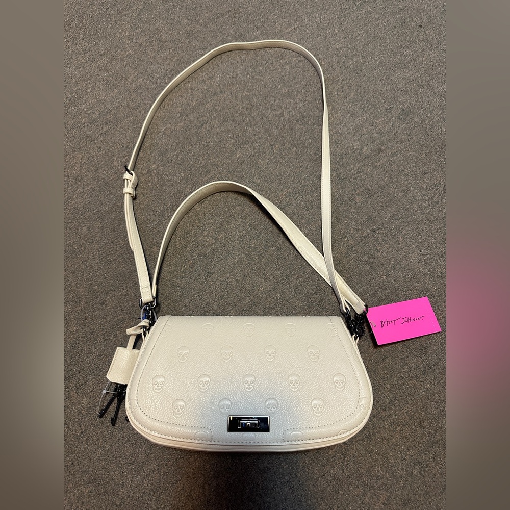 Betsey Johnson Embossed Skull Crossbody Bag Handbag Dead XO Marci Chalk White